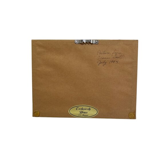 Vintage Gold Ornate Frame Hummingbird Artwork Matted Print - Picture 3 of 10